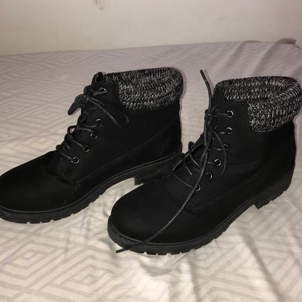 Black boots